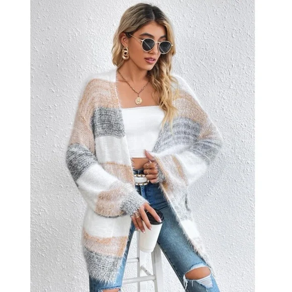 Fuzzy Open Cardigan Colorblock Stripes Grey White Tan Long Sleeve w/ Pockets - Picture 4 of 7